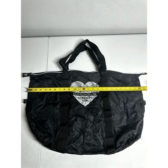 Victoria's Secret Fashion Show London 2014 Carry Tote Duffle Bag Black Silver - Picture 4 of 9